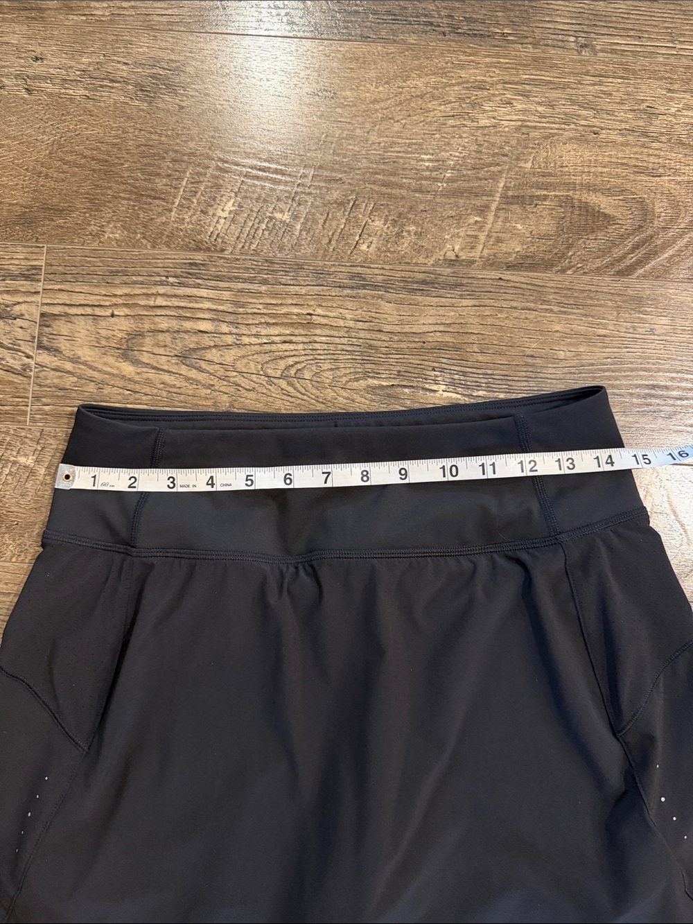 Athleta Black Run With It Athletic Skirt‎ with Built-In Shorts Size Small - Picture 10 of 11